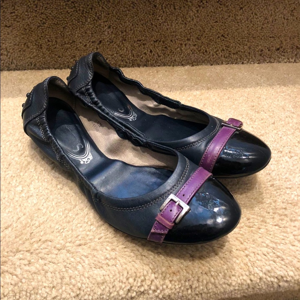 Tod’s flats size 6.5 (authentic)